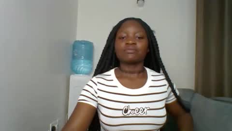 Snapshot of sweet_jenica chatting on January 12, 2026, 4:39 am ESTHER NEEMA online show from January 12, 2026, 4:39 am
