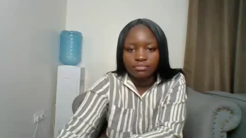 Snapshot of sweet_jenica chatting on April 10, 2026, 4:50 am ESTHER NEEMA online show from April 10, 2026, 4:50 am