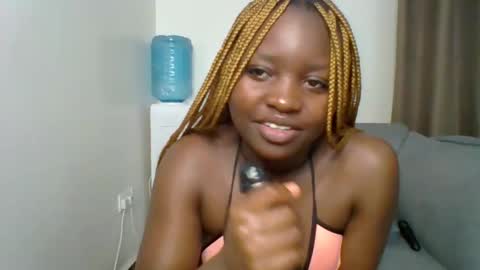 Snapshot of sweet_jenica chatting on May 12, 2026, 5:04 am ESTHER NEEMA online show from May 12, 2026, 5:04 am