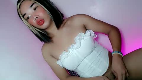 sweet_katrina69 online show from October 5, 2025, 2:10 am