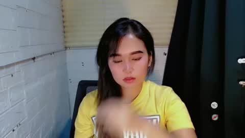 Snapshot of sweet_laika chatting on January 27, 2025, 6:09 am LAIKA online show from January 27, 2025, 6:09 am