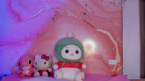 Lemarie online show from October 12, 2025, 8:24 am