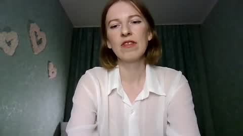 Snapshot of sweet_lilbunny chatting on September 28, 2025, 3:17 pm sweet_lilbunny online show from September 28, 2025, 3:17 pm