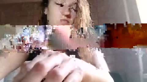 Snapshot of sweet_lilgirl_x chatting on March 1, 2025, 5:31 am Anna online show from March 1, 2025, 5:31 am