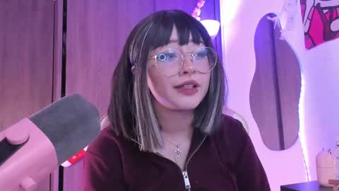 Snapshot of sweet_lilly_sweet chatting on March 2, 2025, 12:42 am sweet_lilly_sweet online show from March 2, 2025, 12:42 am