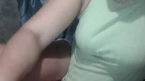 sweet_lily0613 online show from February 3, 2025, 3:17 pm