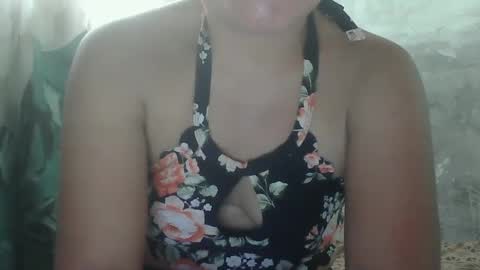 sweet_lily0613 online show from February 8, 2025, 8:42 am