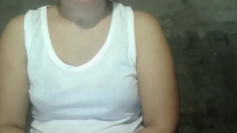 sweet_lily0613 online show from February 10, 2025, 11:34 pm