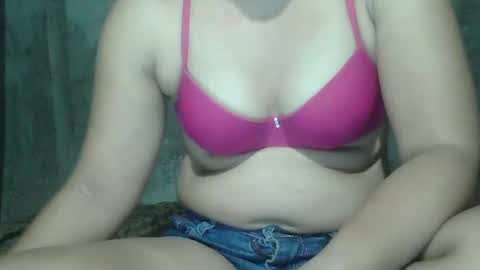 sweet_lily0613 online show from February 14, 2025, 5:36 pm