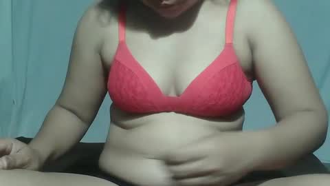 sweet_lily0613 online show from March 5, 2025, 11:17 am