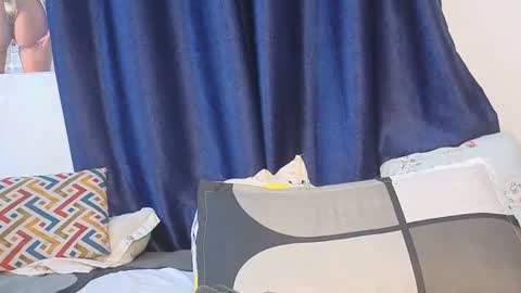 Sweet lizzyy online show from December 3, 2025, 7:23 pm