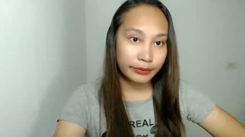 SWEET LOVE online show from March 5, 2026, 7:37 am