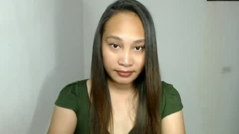 SWEET LOVE online show from June 23, 2026, 6:44 am