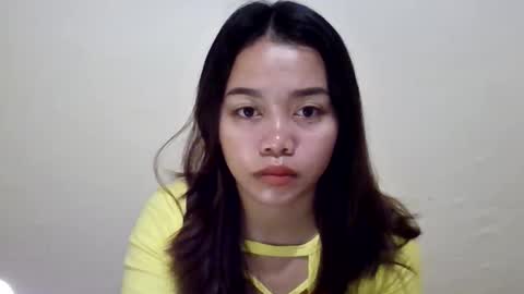 sweet_mae28xx online show from April 19, 2026, 9:17 pm