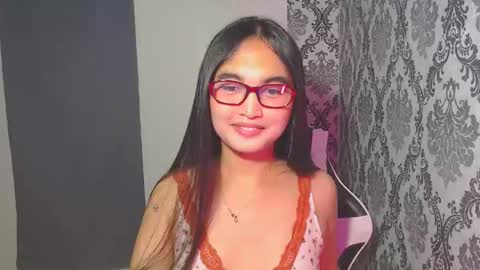 Snapshot of sweet_mariax chatting on November 15, 2025, 9:28 am Maria Stella online show from November 15, 2025, 9:28 am