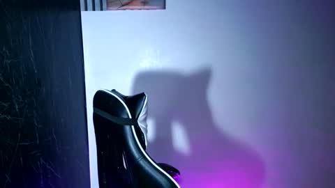 Snapshot of sweet_mariax chatting on November 24, 2025, 1:55 pm Maria Stella online show from November 24, 2025, 1:55 pm