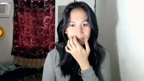 Snapshot of sweet_mariexxo chatting on March 6, 2026, 2:08 am Marie online show from March 6, 2026, 2:08 am