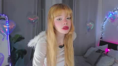 Melissa. Join me on Fansly link in social medias online show from February 9, 2026, 8:02 pm