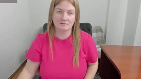 Snapshot of sweet_melody_of_ur_heart chatting on October 1, 2025, 4:57 pm Mila online show from October 1, 2025, 4:57 pm