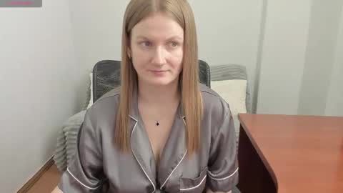 Snapshot of sweet_melody_of_ur_heart chatting on March 17, 2026, 6:22 pm Mila online show from March 17, 2026, 6:22 pm