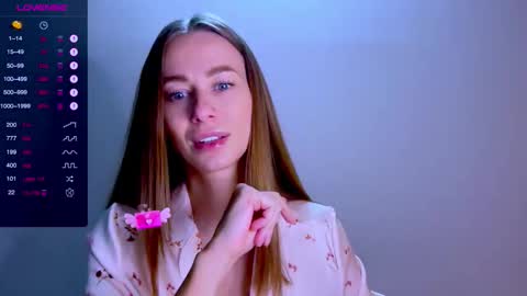 Mia online show from September 27, 2025, 10:42 am