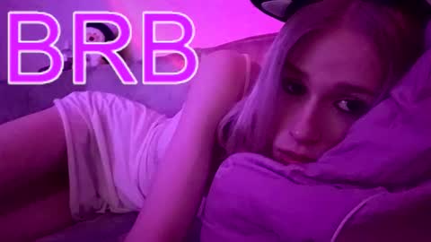 sweet_mol1y online show from November 1, 2025, 3:30 am