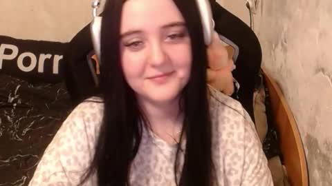 Snapshot of sweet_my_dream chatting on October 16, 2025, 1:12 pm sweet_my_dream online show from October 16, 2025, 1:12 pm