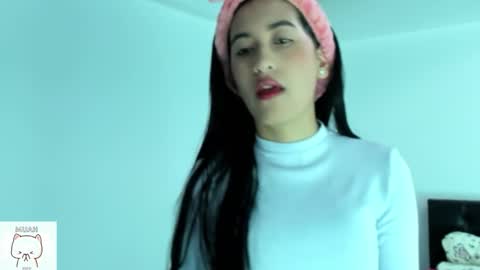 Nhaomy online show from November 7, 2025, 6:52 pm