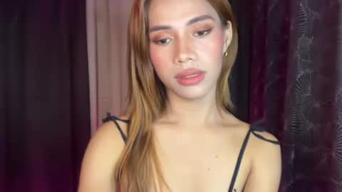 sweet_nikki03 online show from January 7, 2026, 6:43 pm