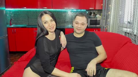Snapshot of sweet_olga_and_dmitriy chatting on January 6, 2025, 6:58 am Olga and Dmitriy online show from January 6, 2025, 6:58 am