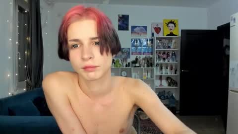 kira online show from November 28, 2025, 5:48 pm