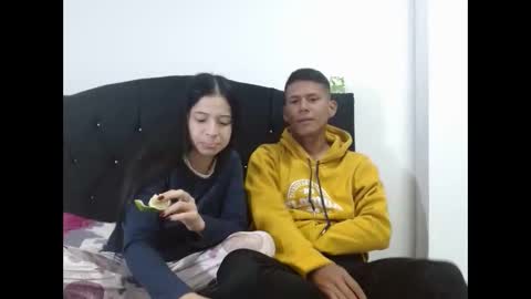 Snapshot of sweet_pecadito chatting on December 18, 2025, 1:22 am sweet_pecadito online show from December 18, 2025, 1:22 am