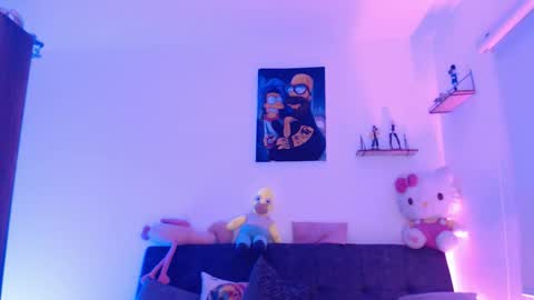 Penny  online show from November 13, 2025, 11:47 pm