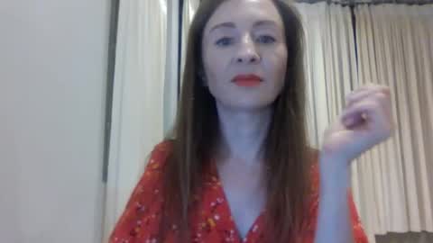 Snapshot of sweet_poeme chatting on June 7, 2026, 12:20 pm sweet_poeme online show from June 7, 2026, 12:20 pm