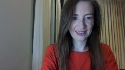 Snapshot of sweet_poeme chatting on June 18, 2026, 12:20 pm sweet_poeme online show from June 18, 2026, 12:20 pm