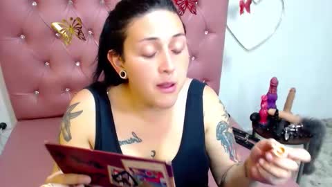 Snapshot of sweet_poison_666 chatting on February 14, 2026, 12:07 am sweet_poison_666 online show from February 14, 2026, 12:07 am