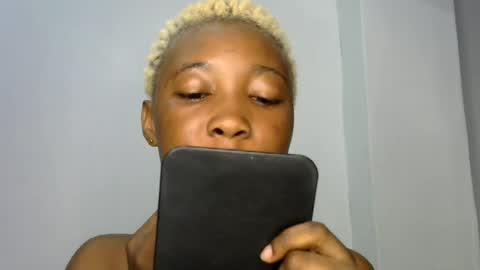 sweet girl online show from June 16, 2026, 4:15 am