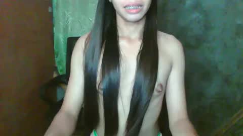 Snapshot of sweet_reyan2003 chatting on May 16, 2026, 7:05 am REYAN online show from May 16, 2026, 7:05 am