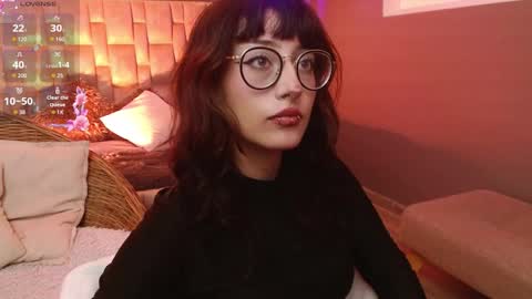 Snapshot of sweet_roxanee chatting on January 8, 2026, 2:19 pm Roxanee online show from January 8, 2026, 2:19 pm