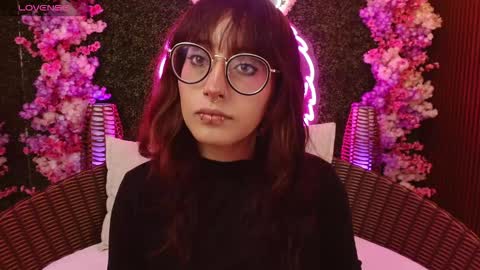 Snapshot of sweet_roxanee chatting on February 11, 2026, 1:27 pm Roxanee online show from February 11, 2026, 1:27 pm