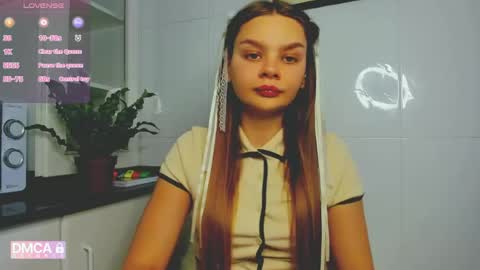Snapshot of sweet_sabriina chatting on June 8, 2026, 6:52 pm Sabina online show from June 8, 2026, 6:52 pm