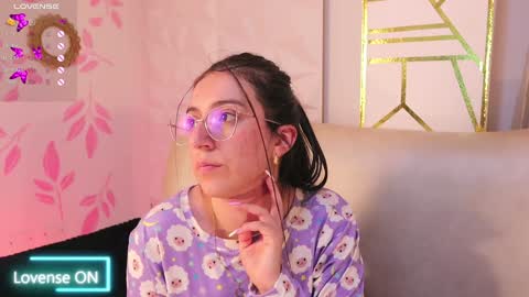 Snapshot of sweet_sammy_7 chatting on January 22, 2025, 10:07 am Sammy Lauren online show from January 22, 2025, 10:07 am