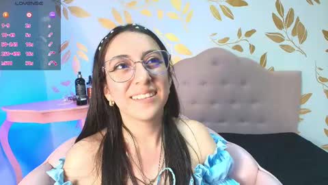 Snapshot of sweet_sammy_7 chatting on February 14, 2025, 10:17 am Sammy Lauren online show from February 14, 2025, 10:17 am