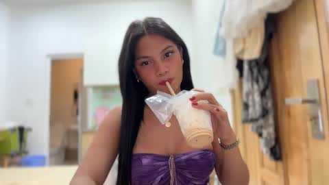 Snapshot of sweet_scarllet12 chatting on February 8, 2026, 2:20 pm SCARLLET online show from February 8, 2026, 2:20 pm