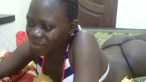 Snapshot of sweet_sharon01 chatting on October 17, 2025, 9:45 am Sharon online show from October 17, 2025, 9:45 am