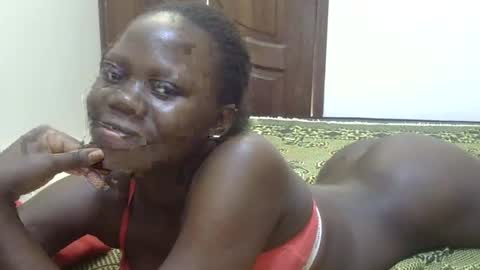 Snapshot of sweet_sharon01 chatting on October 27, 2025, 10:52 am Sharon online show from October 27, 2025, 10:52 am