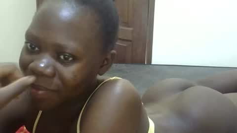 Snapshot of sweet_sharon01 chatting on November 19, 2025, 10:04 am Sharon online show from November 19, 2025, 10:04 am