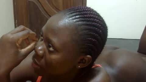 Snapshot of sweet_sharon01 chatting on November 26, 2025, 7:37 pm Sharon online show from November 26, 2025, 7:37 pm