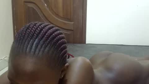 Snapshot of sweet_sharon01 chatting on November 27, 2025, 8:49 am Sharon online show from November 27, 2025, 8:49 am