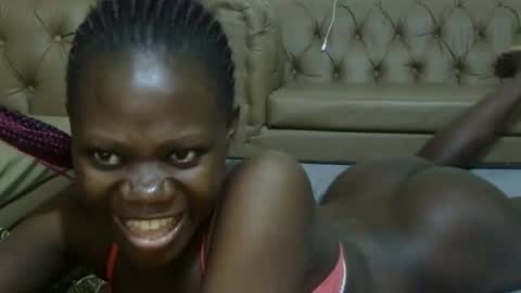 Snapshot of sweet_sharon01 chatting on December 13, 2025, 9:09 pm Sharon online show from December 13, 2025, 9:09 pm